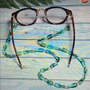 Acrylic “Must Have” Glasses/Mask Chic Holder